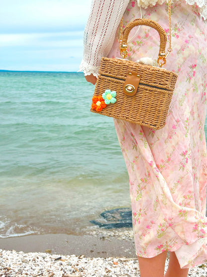 Summer Vibe Collections special beach bag vacation bag easy clean summer bag A beach bag that's obviously hard to lose